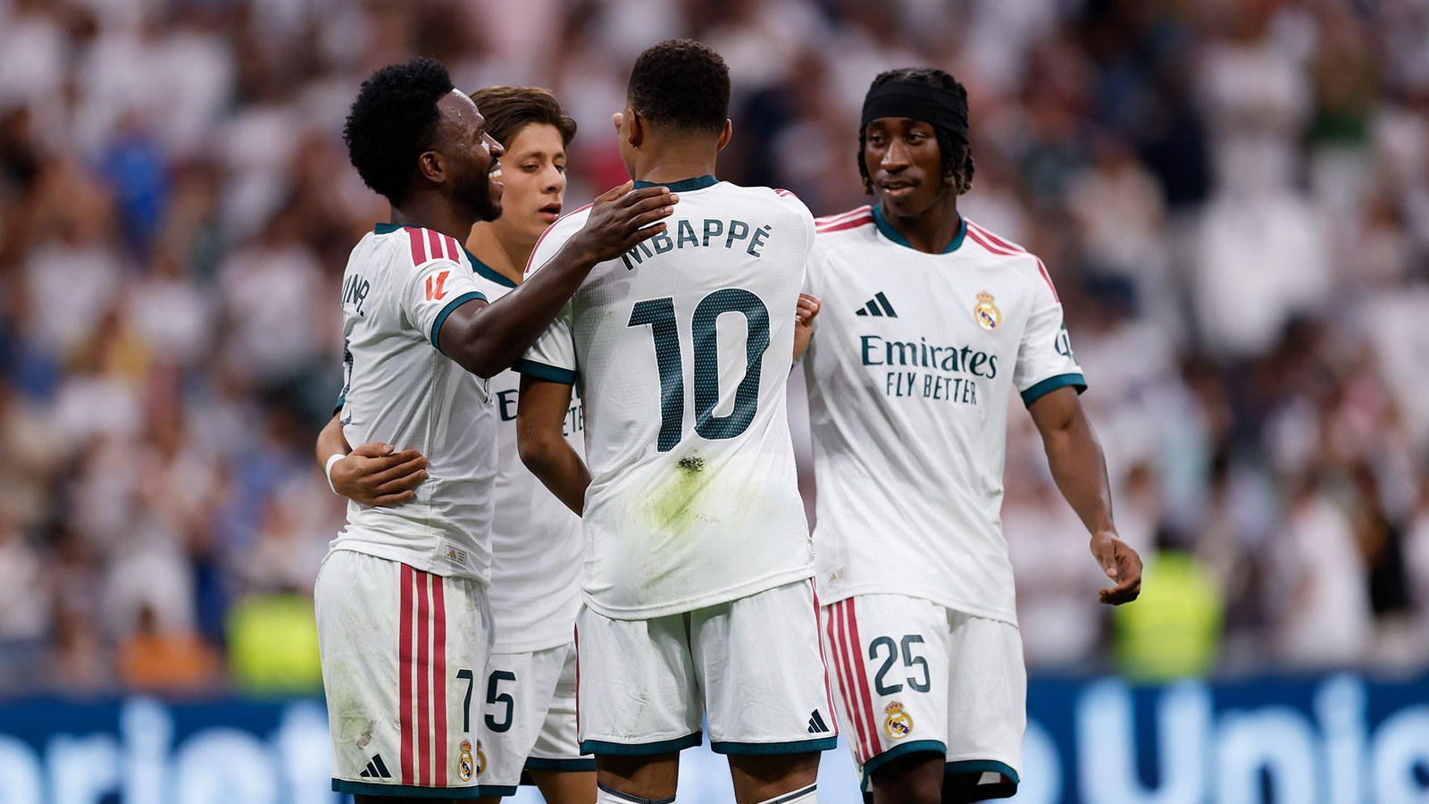 ريال مدريد يكتسح مالقة برباعية نظيفة ويواصل العلامة الكاملة في الليغا