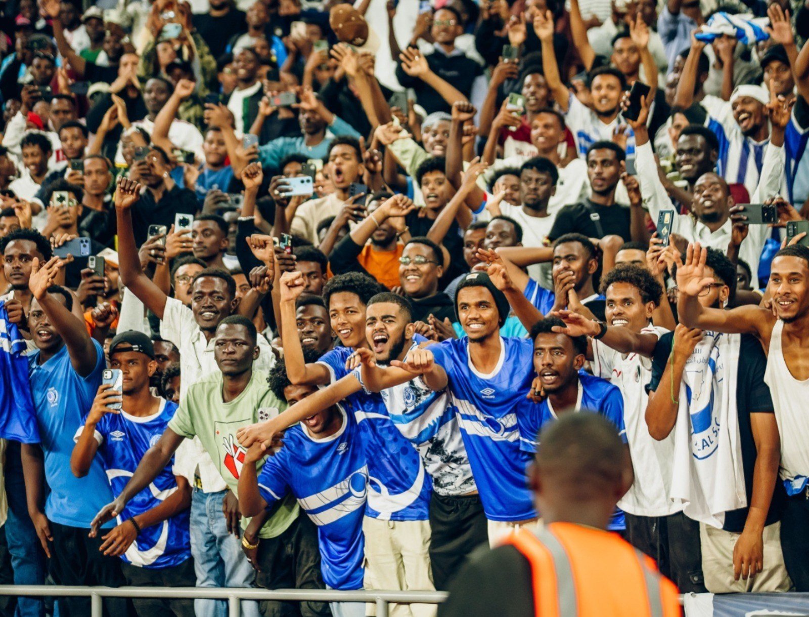 الهلال والمريخ يكملان مشوارهما الإفريقي من كيغالي.. إيابات حاسمة نهاية الأسبوع