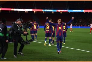 برشلونة يقلب الطاولة على أتلتيكو مدريد بثلاثية رافينيا ويواصل مشواره المثالي في الليجا